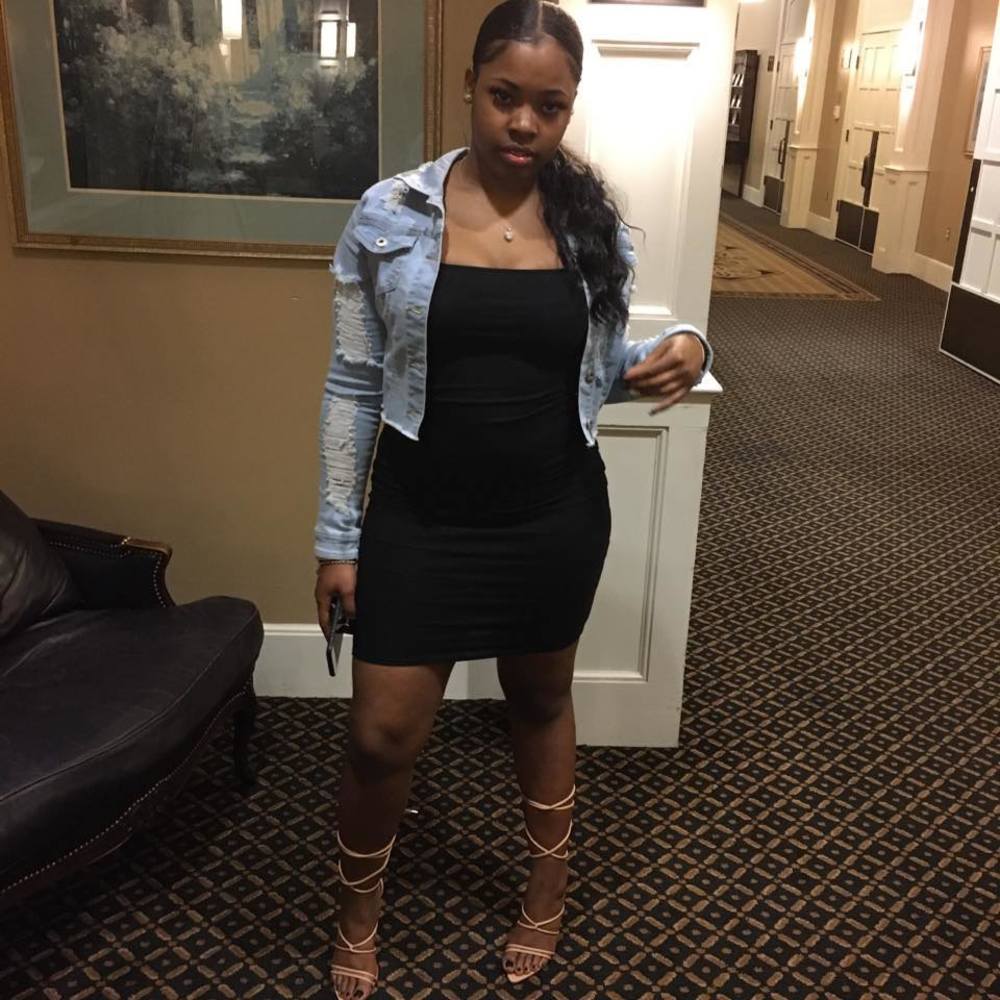 Meet your Posher, Tia